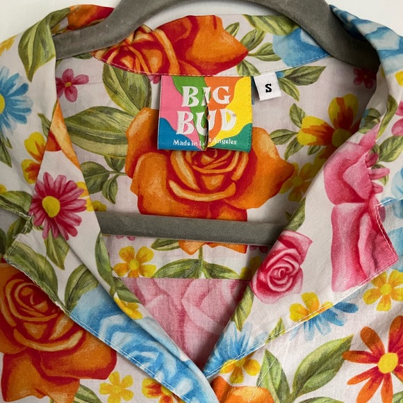 Big Bud Press Vintage Wallpaper Pantry Button-Up - Small - Picture 3 of 4